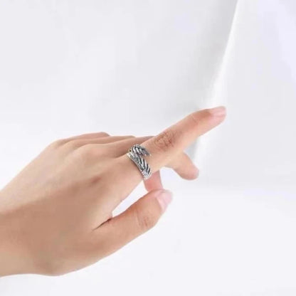Winged Ring-Resizable